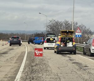Spinetta: scontro sul cavalcavia per invasione di corsia