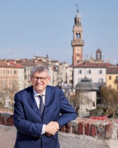 Casale, è ufficiale: il centrosinistra ha scelto Riccardo Calvo