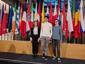Tre studenti del Cellini in viaggio premio a Strasburgo
