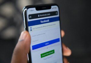 Facebook e Instagram in down, ma ora il problema sembra rientrato