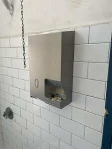 Alessandria: assorbenti gratis al liceo ‘Galilei’. Idea del M5S