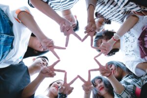 Verso un’economia al servizio delle persone: l’Ue e i giovani