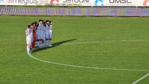Alessandria, due pali. Ma non basta: è pari