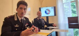 Alessandria: rapina in gioielleria, due commesse malmenate