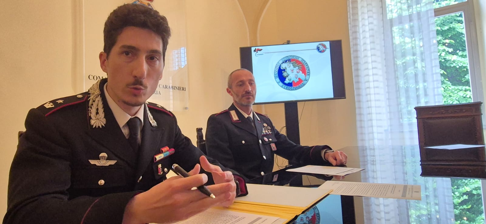 Alessandria, ladra ripresa dalle telecamere di un negozio