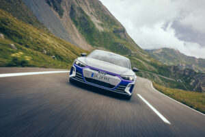 Audi RS e-tron GT ice race edition