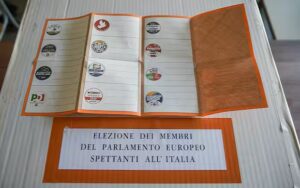 Regionali: alle 12 affluenza poco oltre il 29%. Europee: 25,09%