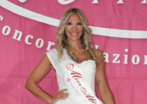L’alessandrina Roberta Pelizer è Miss Mamma Italiana Gold 2024
