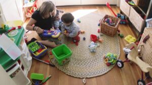 Alessandria: un albo di babysitter con il “Progetto Effe”
