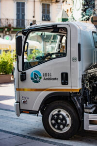 Rifiuti, ad Alessandria prosegue la raccolta notturna nel centro storico