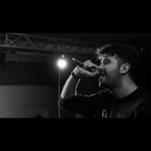 Mosi: “La mia musica? Un’espressione di autenticità”