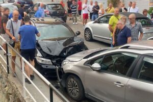 Gavi: perde il controllo dell’auto, si schianta e si allontana