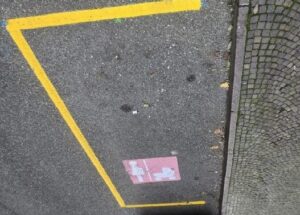 Nuovi parcheggi rosa a Valenza per le mamme e i papà