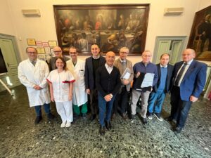 I Seniores di Forza Italia donano 18 specchi all’ospedale di Alessandria