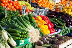 Coldiretti: +30% di allarmi alimentari su frutta e verdura importata