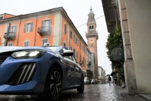Casale, fermata con cocaina, hashish ed eroina: auto sequestrata