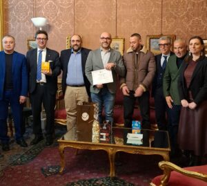 Falanga e ‘Idee in fuga’ premiati in Regione per il loro impegno sociale