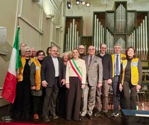 Il Lions Bosco Marengo dona il Tricolore al Conservatorio Vivaldi