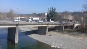 Ovada, ponte sullo Stura: lavori ancora al palo. Il cantiere è un mistero