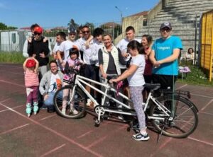 Un tandem per l’inclusione: il dono dei Leo Club al Comune di Alessandria