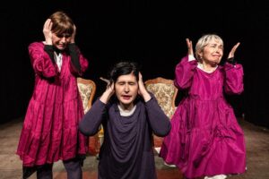 ‘Un, due, tre-Sorelle’: gli Stregatti portano in scena Cechov