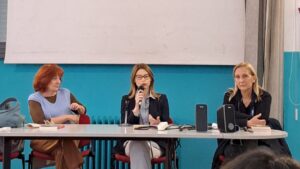 Lucia Annibali incontra gli studenti Enaip: “Mai sentirsi soli davanti alla violenza”