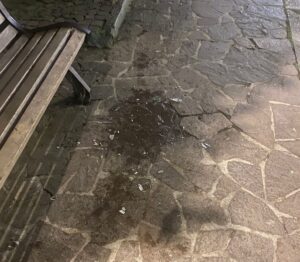 Alessandria: rissa con bottiglie rotte e testate alla macchina