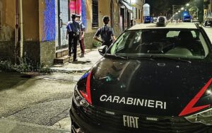 Controlli straordinari dei Carabinieri a Novi: due denunce e patenti ritirate