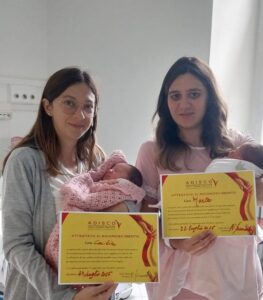 I neonati e le loro mamme generose