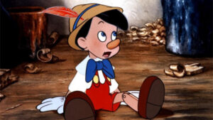 Conzano si illumina per Pinocchio: visita serale tra arte, favole e sculture di luce