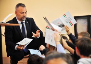 ‘Una Costituzione per amica’: al via la terza edizione nelle scuole