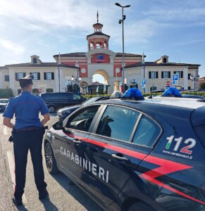Serravalle, ladro con borse schermate fermato dai Carabinieri