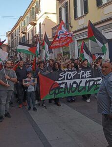 Alessandria scende in piazza per Gaza
