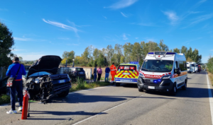 San Michele: incidente con più auto coinvolte, sul posto ambulanze e Municipale