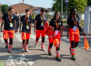 Orange Run, Asti si veste di arancione