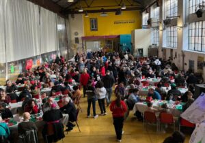 “A Natale un regalo per tutti”: raccolta doni alla Casa di Quartiere