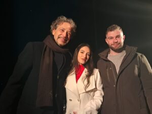 San Salvatore, lanterne con “mi vuoi sposare?”