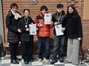 Tre studenti dell’Alexandria International School premiati dal Lions Club per “Un Poster per la Pace”