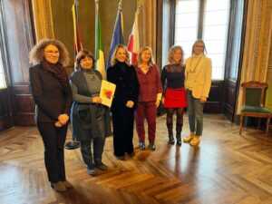 Alessandria: “Fare Rete”, rinnovata la convenzione tra Comune e Asl Al a sostegno della genitorialità