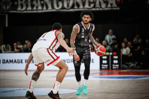 Hubb stellare. La Bertram ribalta Trieste