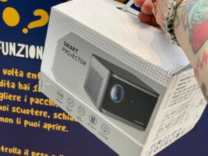 Quattro tonnellate di pacchi mai reclamati: il Pozzo di San Patrizio li svela