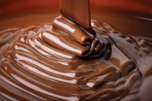 San Valentino solidale ad Alessandria: cuori di cioccolato per la Cardiologia Pediatrica
