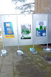 Manifesti vandalizzati a Pontestura, il sindaco Benetazzo: “Atto antidemocratico”