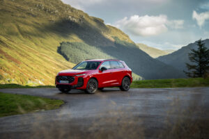 Compact class meets Celtic charm: the new  Audi Q3 in Scotland