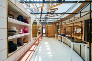 Borsalino sbarca a Shanghai: apre il primo pop-up store