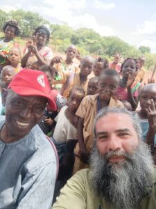 Da Alessandria alla Guinea: acqua e dignità, conclusa la missione Ics e Croce Rossa