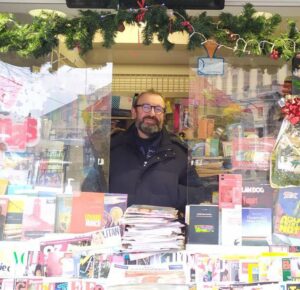 Alessandria ricorda Giorgio Bogianchino: un ulivo accanto alla “sua” edicola dei giardini