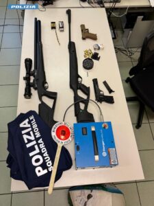 Alessandria: lite tra automobilisti finisce con una pistola puntata, arrestato un 50enne