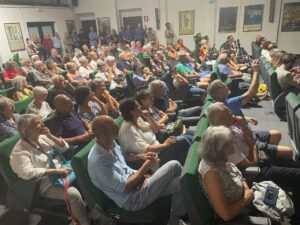 Inceneritore di Cengio, assemblea gremita ad Acqui: “La salute non è negoziabile”