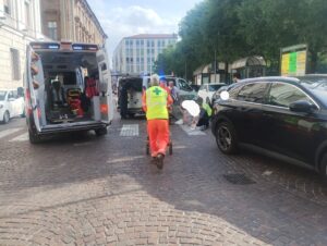 Alessandria: investita mentre attraversa la strada, ferita 84enne